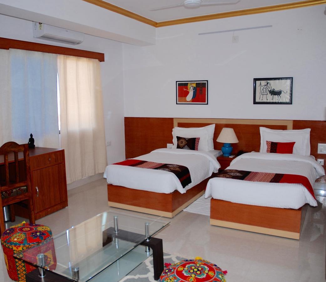 The Bodhgaya Hotel School Exterior photo